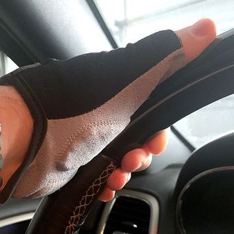 ShockTek Gloves, example of use when driving,