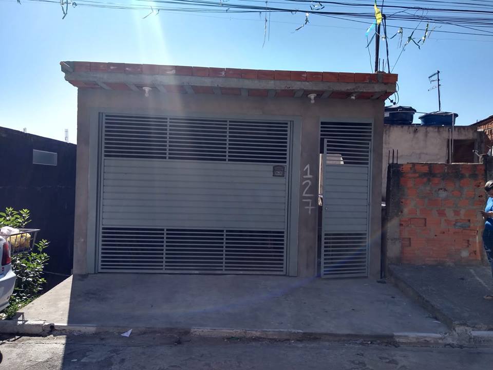 Vistoria em imóvel unifamiliar devido a fissuras na estrutura