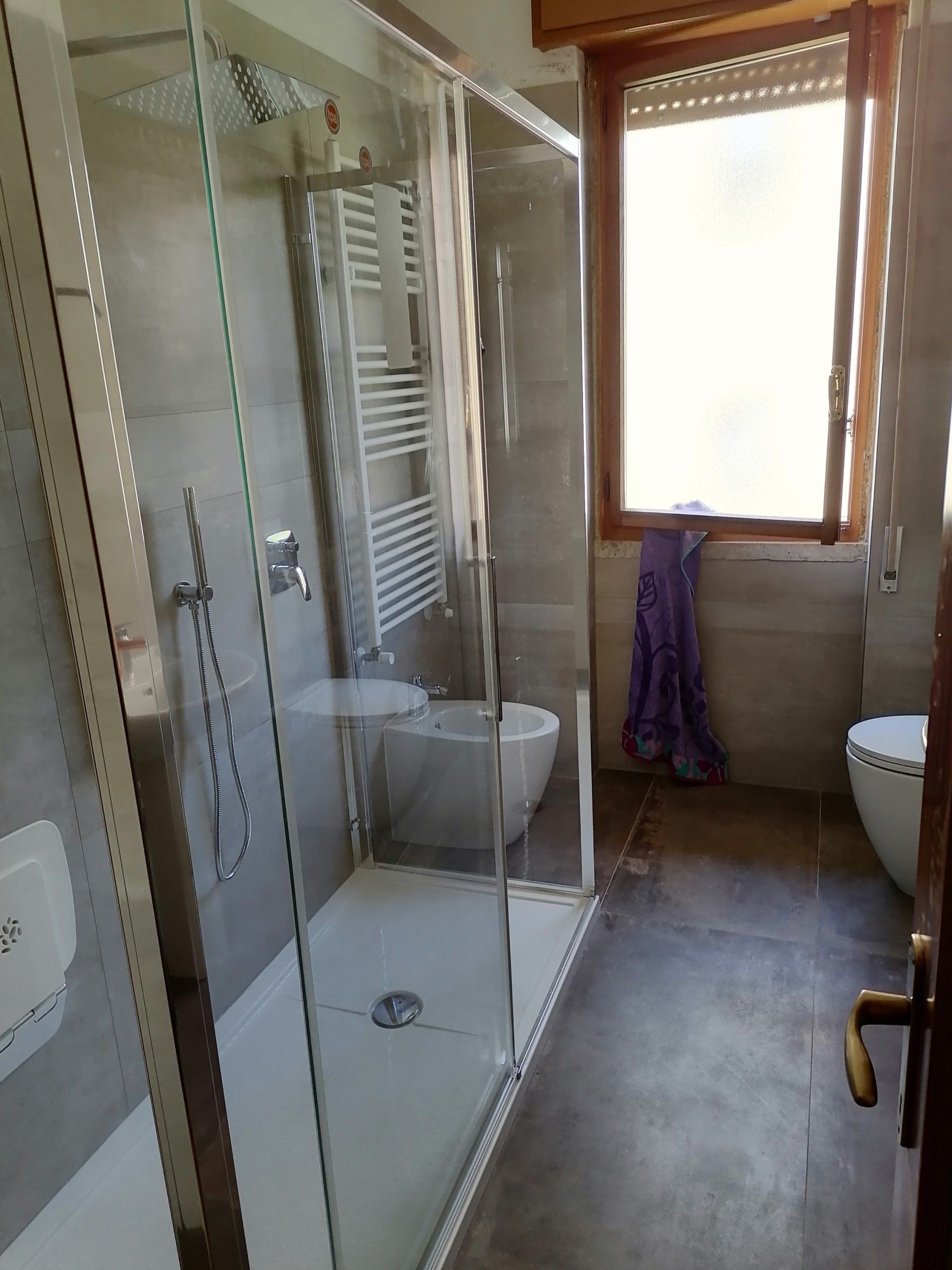rifacimento bagno a Varedo (MB)