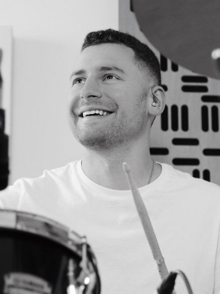 Online Session Drummer Max Saidi's Recording Studio