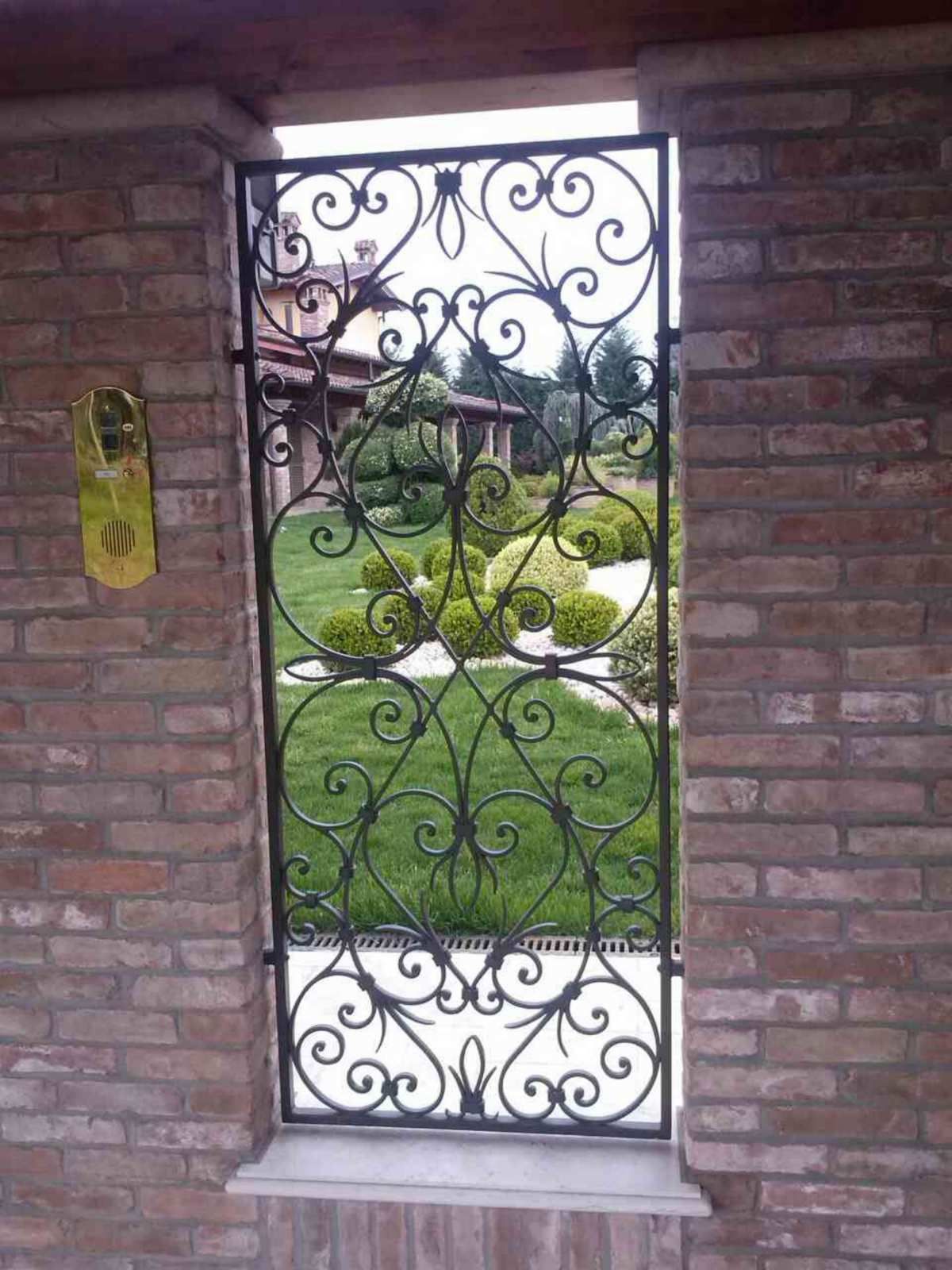 cancello in ferro bazttuto