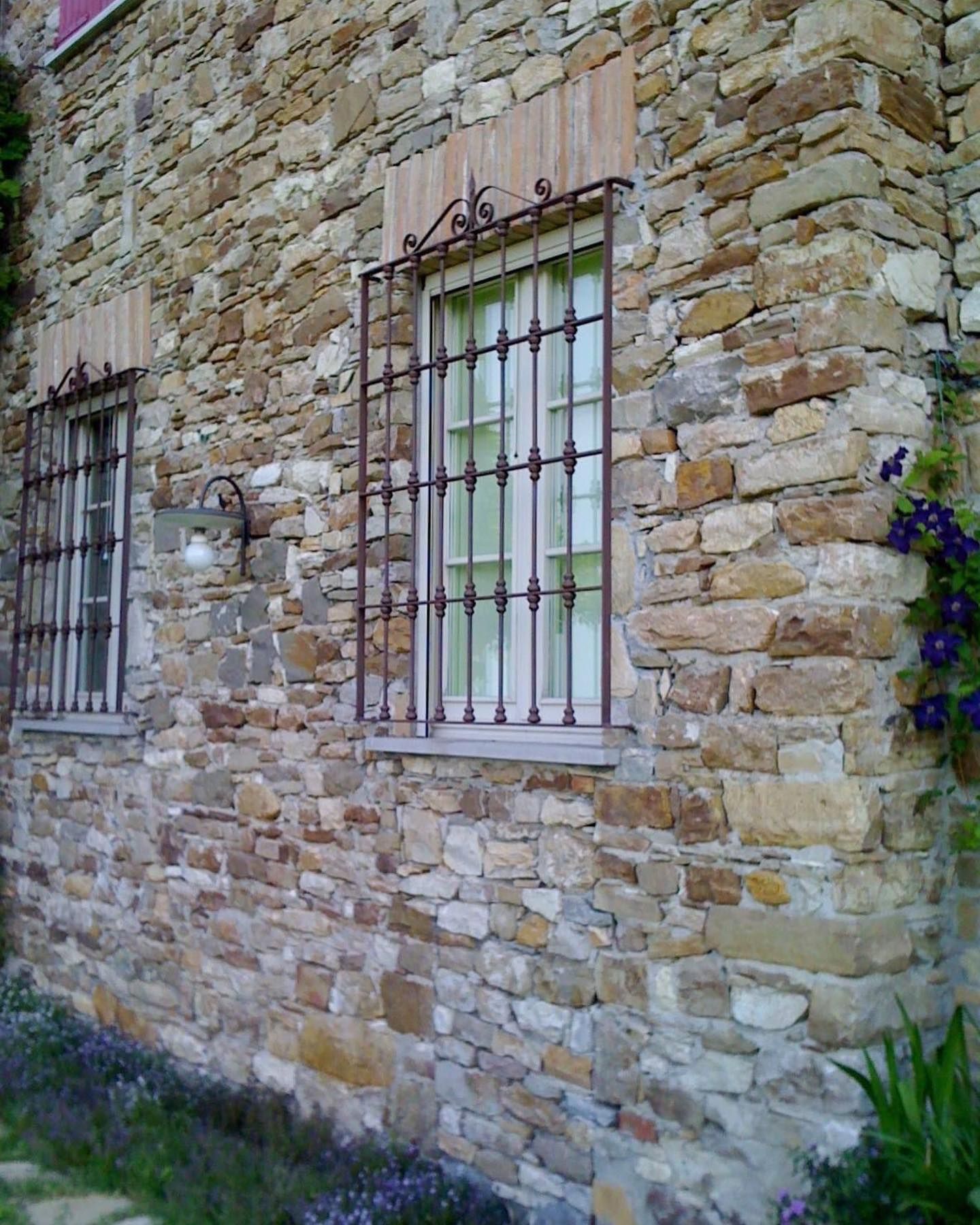 inferriata in ferro battuto