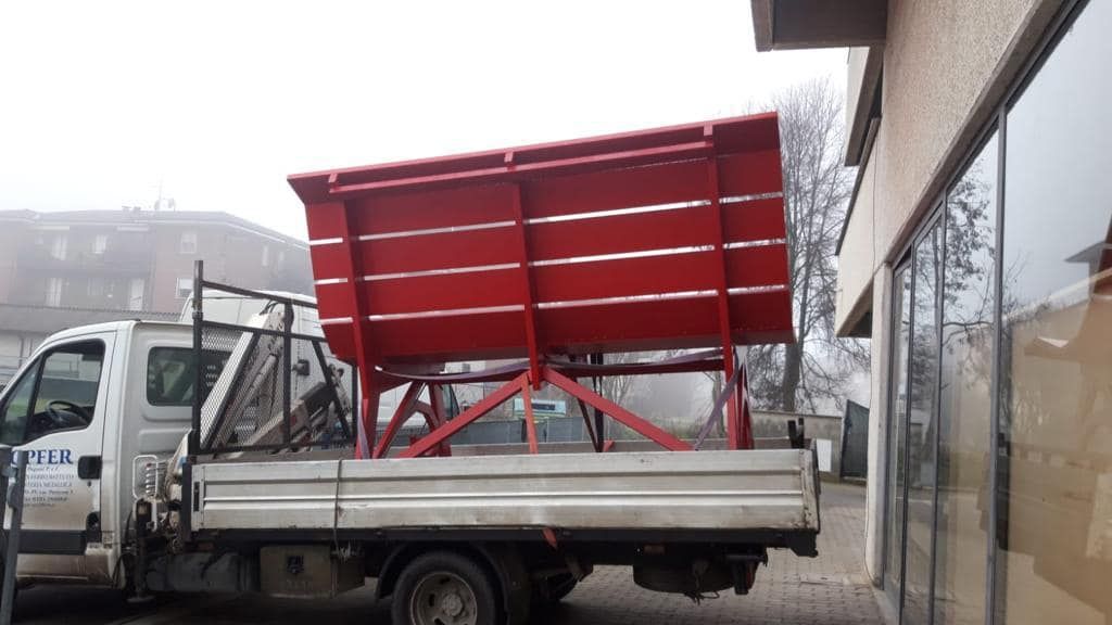 posa panchina gigante