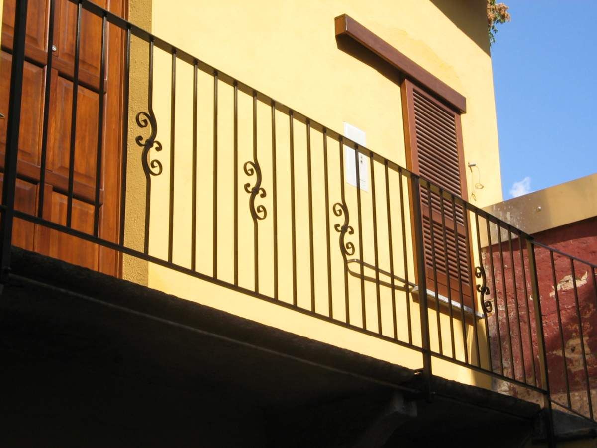 parapetto per balcone