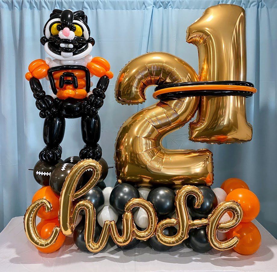 A bunch of balloons with the word choose on it