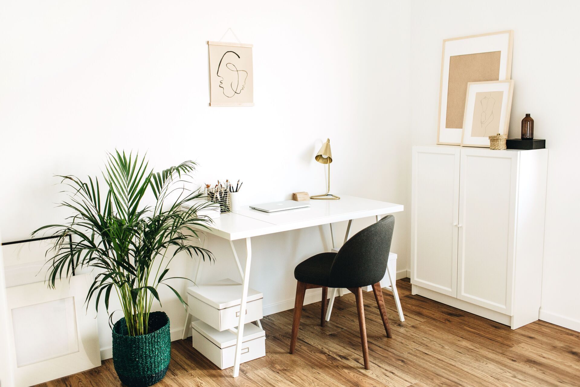 Dicas para trabalhar em casa com um exemplo de escritório | Habitat for Humanity | Orlando Fl