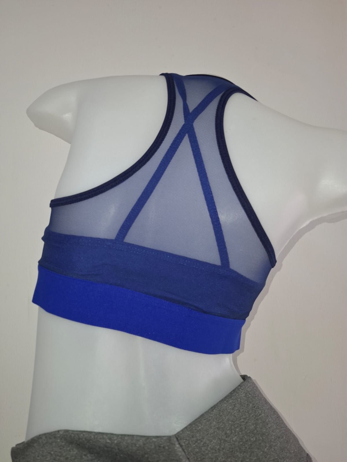 TOP DEPORTIVO EN TULL