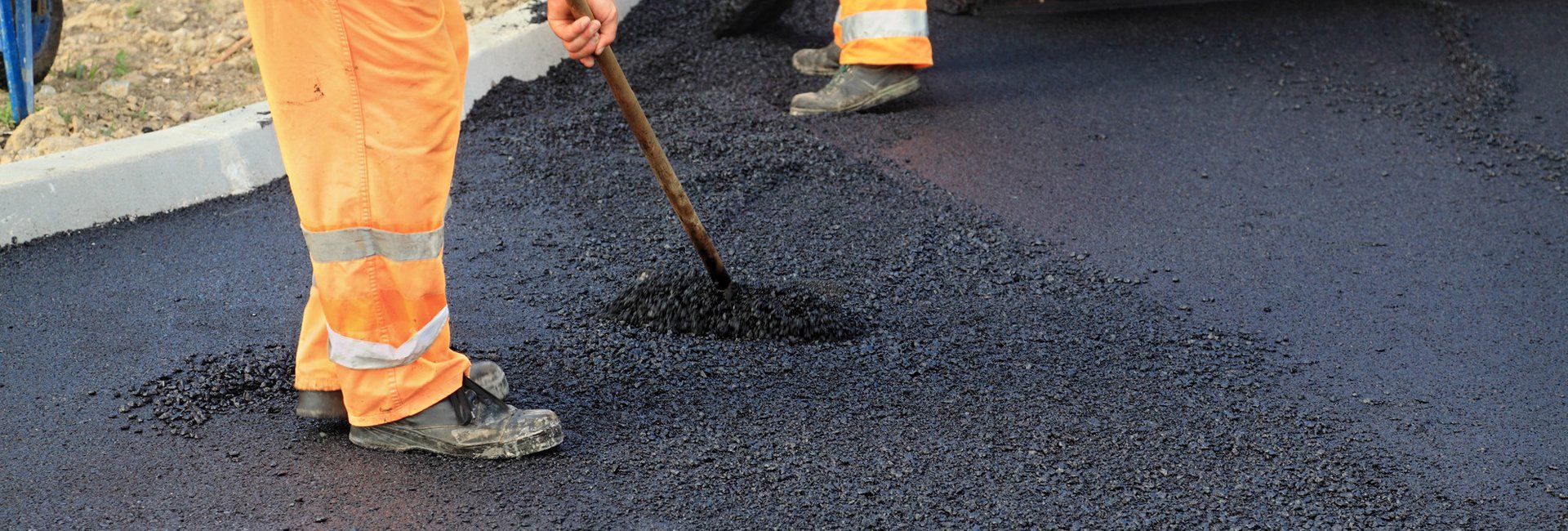We offer professional road surfacing