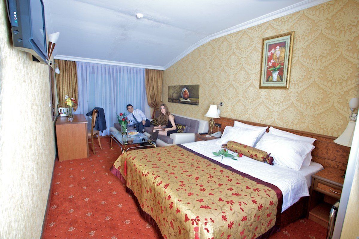 Grand Hilarium Hotel ,  Deluxe Room