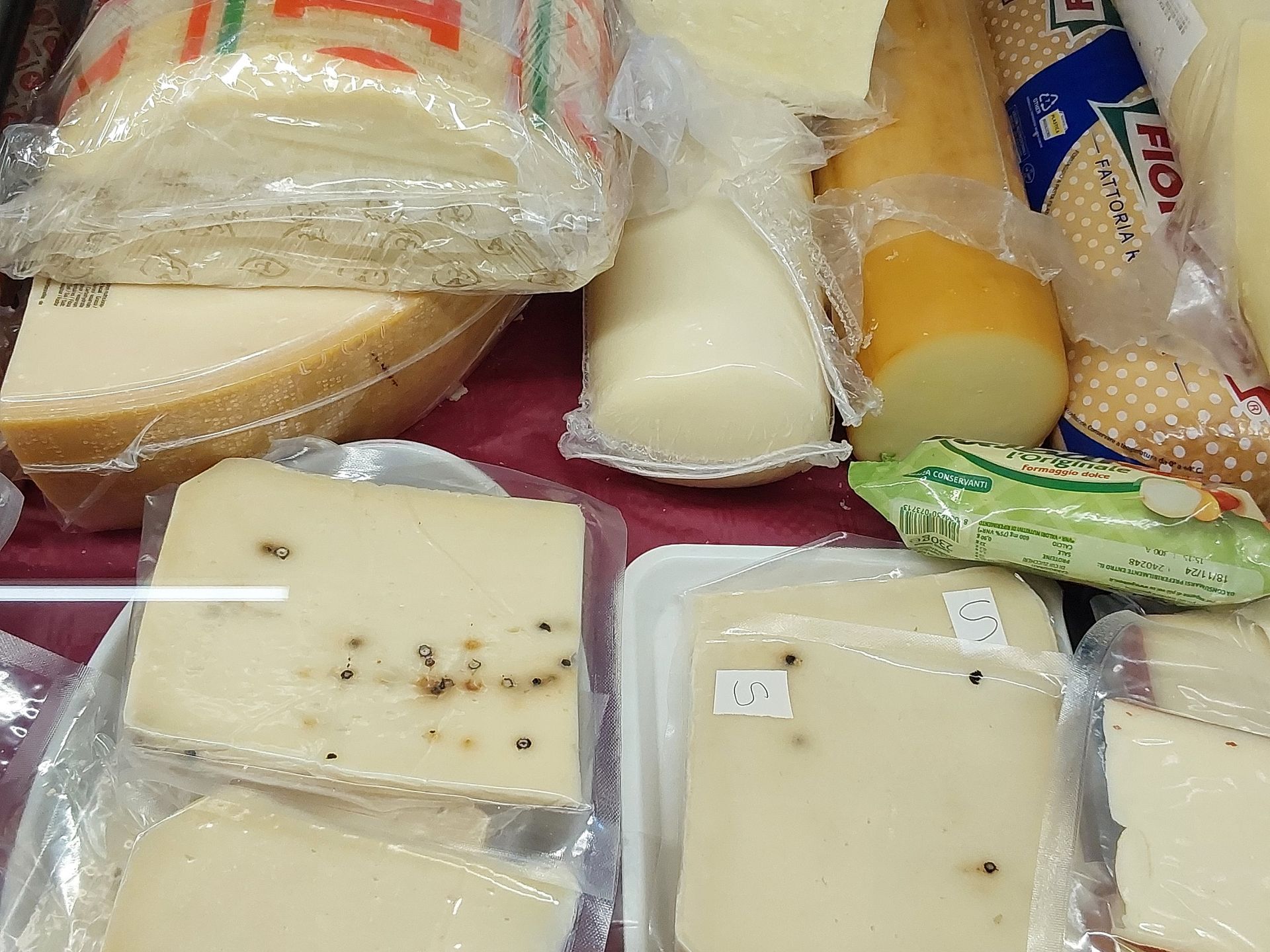 banco formaggi