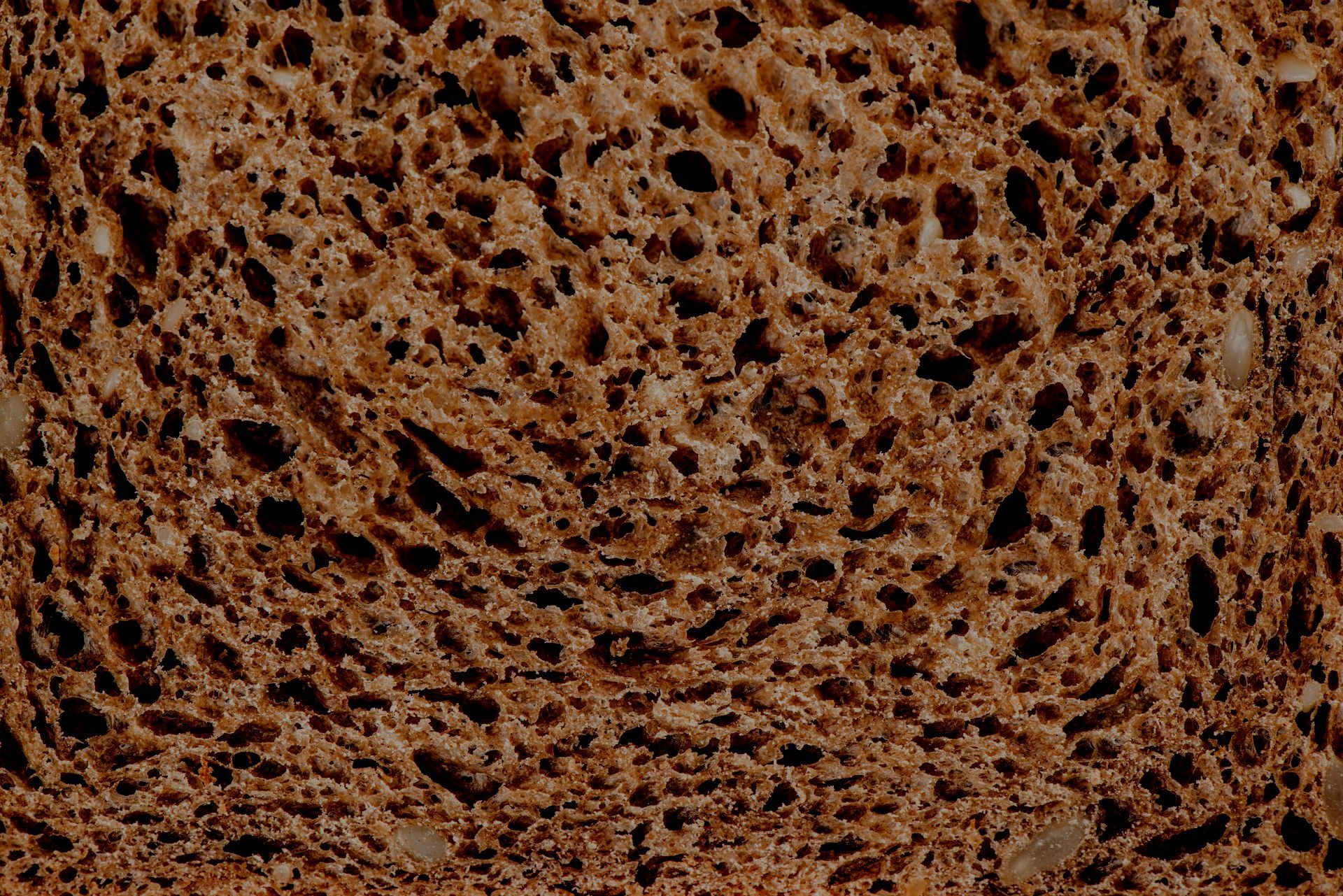 Un primo piano di una fetta di pane