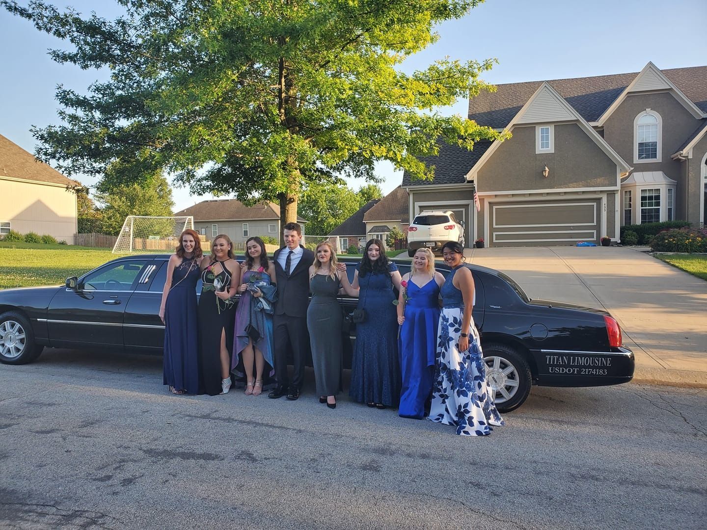 Gallery Titan Limousine Kansas City
