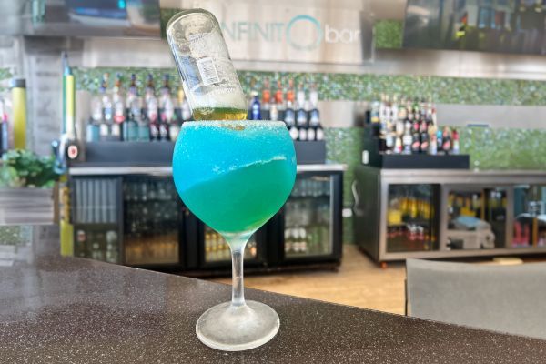 Hotel Las Américas - Qué Hacer - Infinito Bar