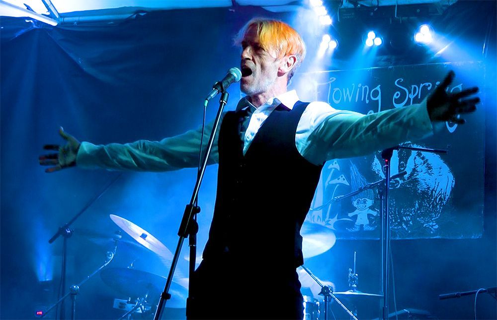 Moonage, the best of Bowie tribute band at The Flowing Spring, 16 August 2025