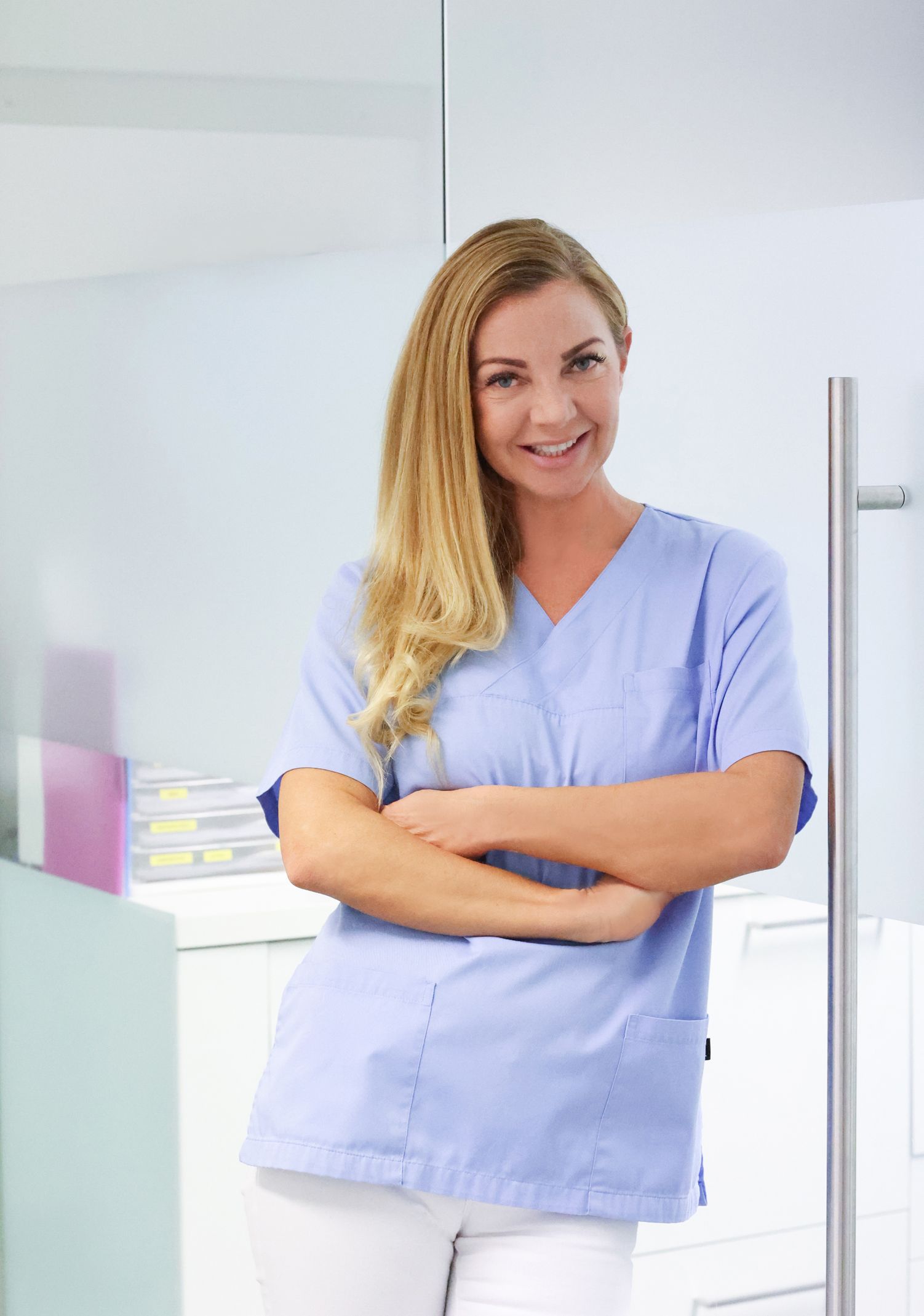 Dr. Dr. Barbara Ferra