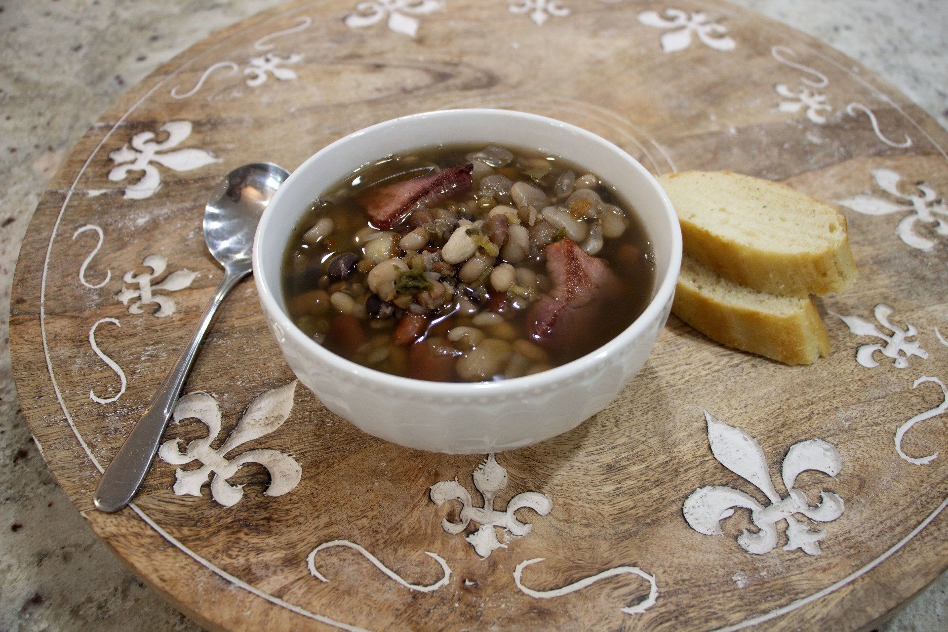 Seasoned Ten Bean Soup