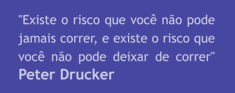 Uma citação de peter drucker está em um fundo azul