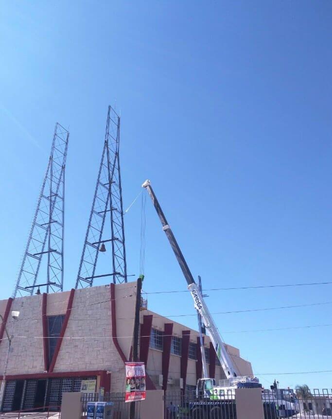 GRÚAS GARDEA - Maniobras