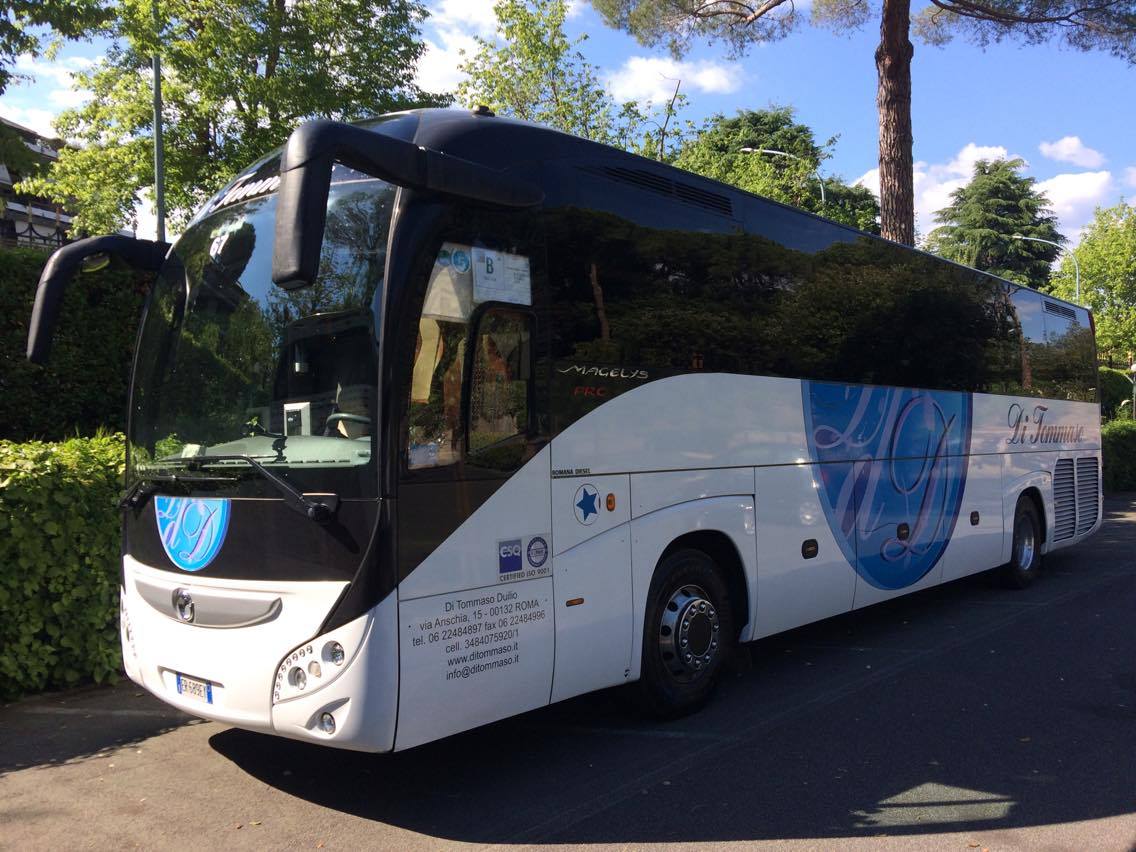 Di Tommaso Noleggio Pullman Roma