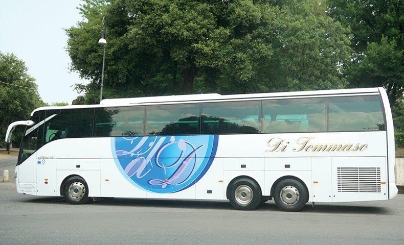 Di Tommaso Noleggio Pullman Roma