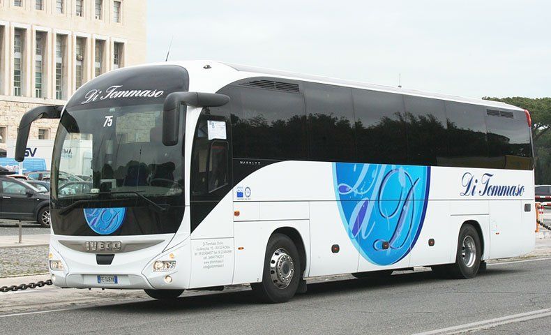 Di Tommaso Noleggio Pullman Roma