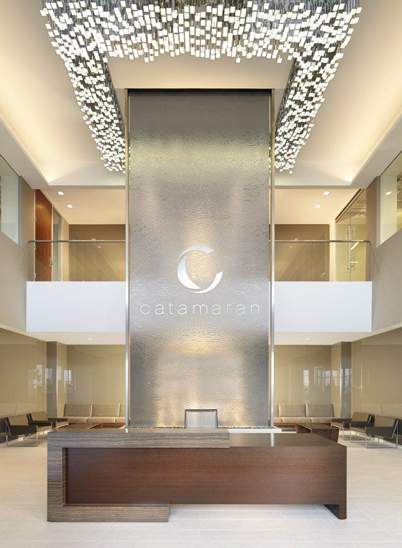 A large wall with the word catamaran on it