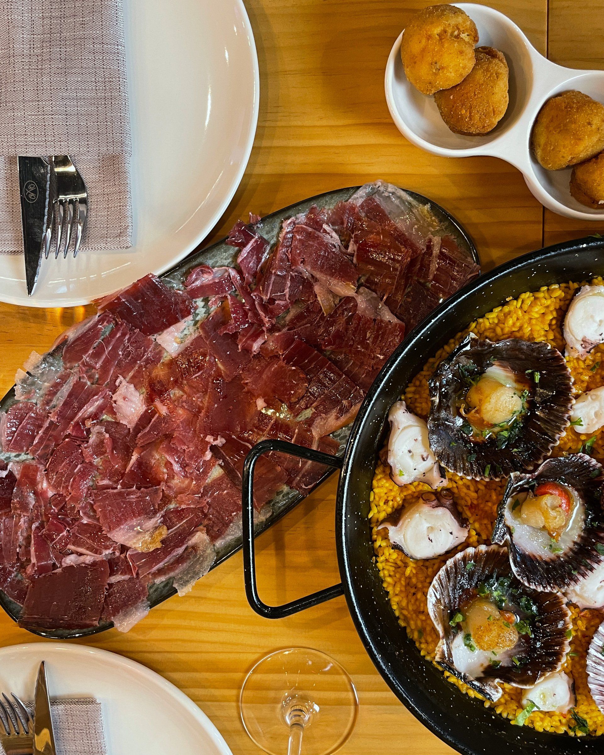 EL PIMENTON AMORA SEIXAL PRESUNTO PAELLA