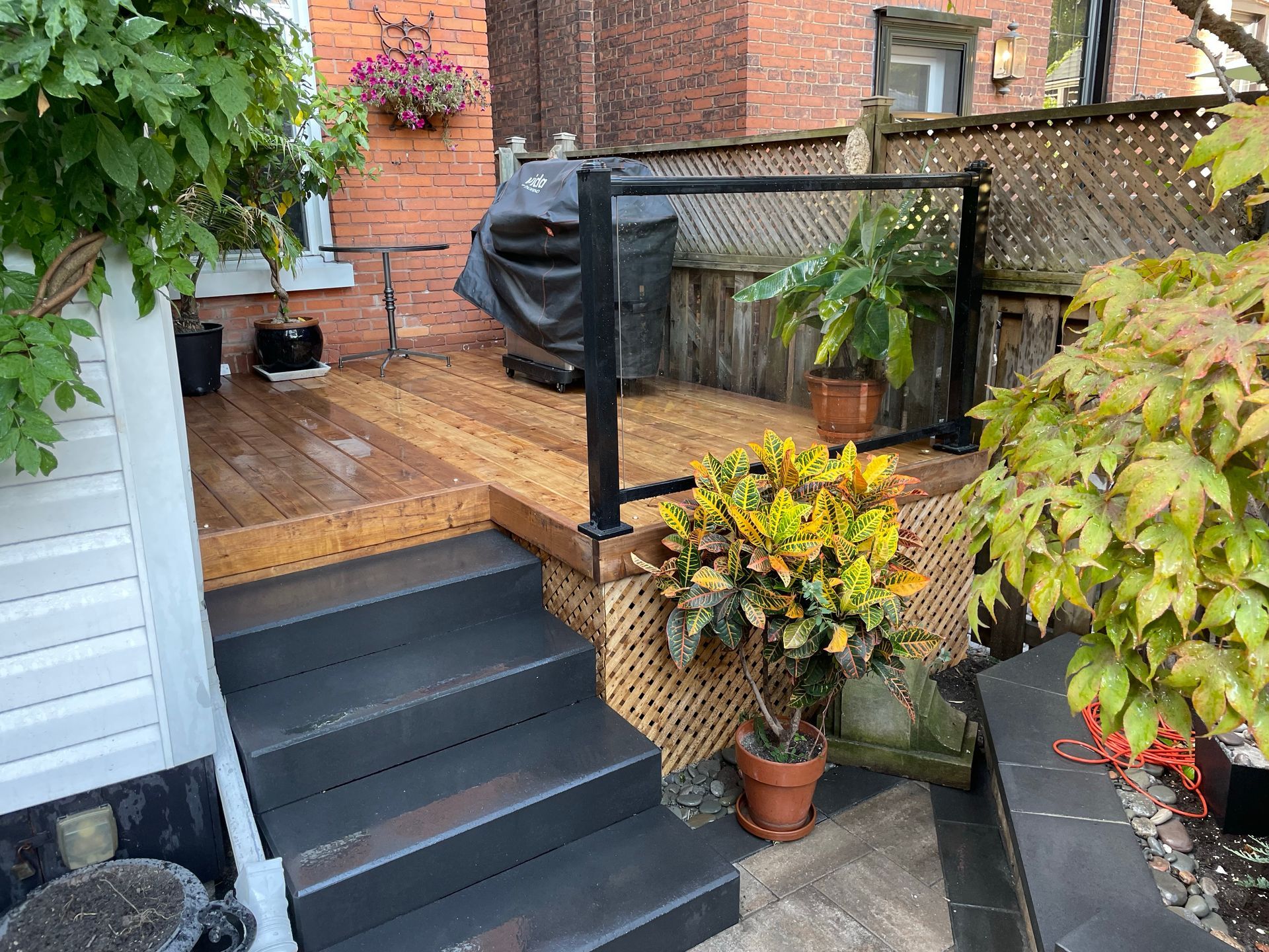 deck builders hamilton, decking hamilton on, deck builders hamilton on