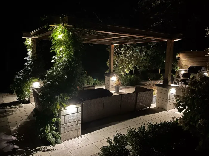 outdoor lighting hamilton, landscape lighting hamilton, hamilton outdoor lights