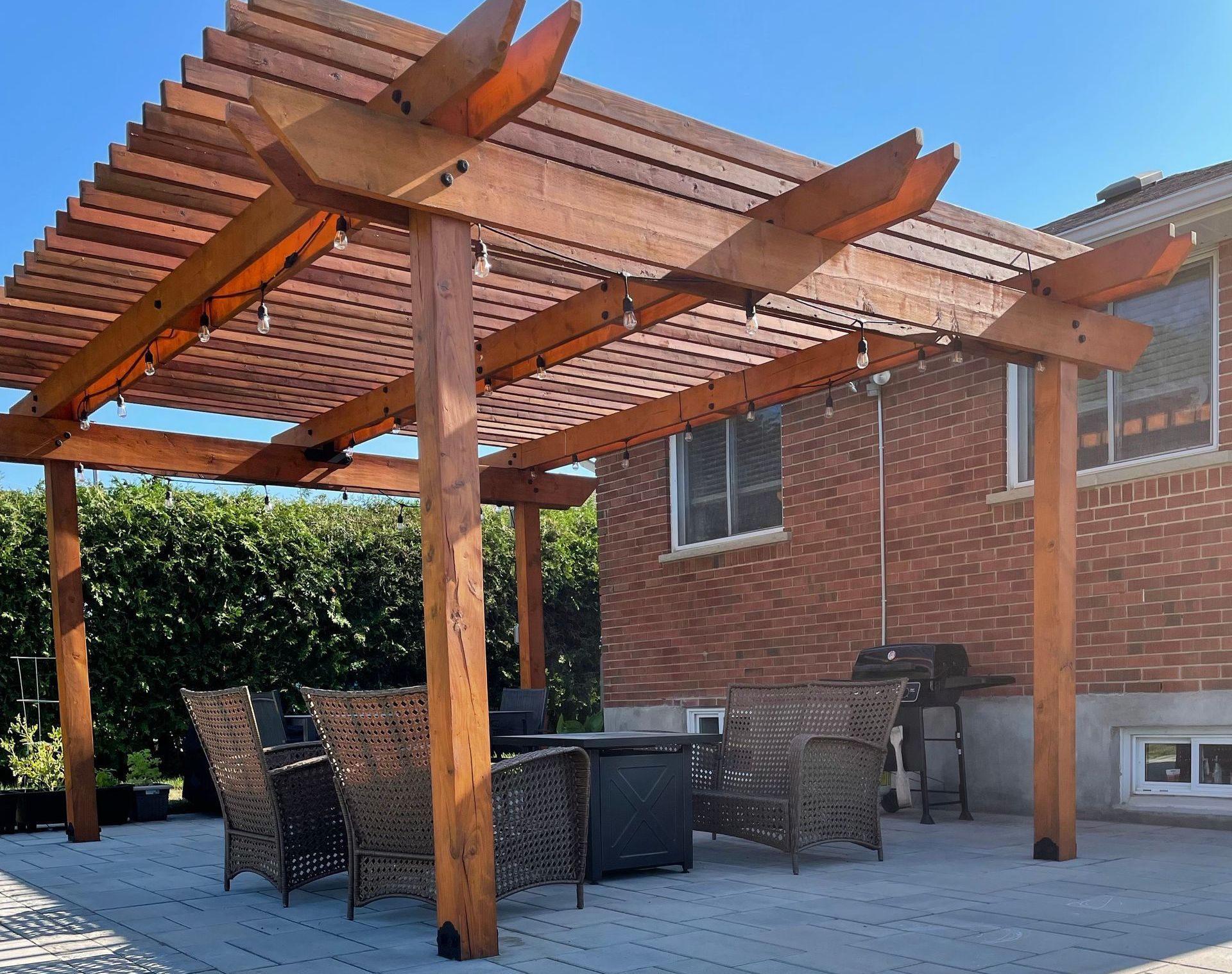 gazebo hamilton, pergola hamilton, gazebo installation hamilton, gazebo installers hamtilon on
