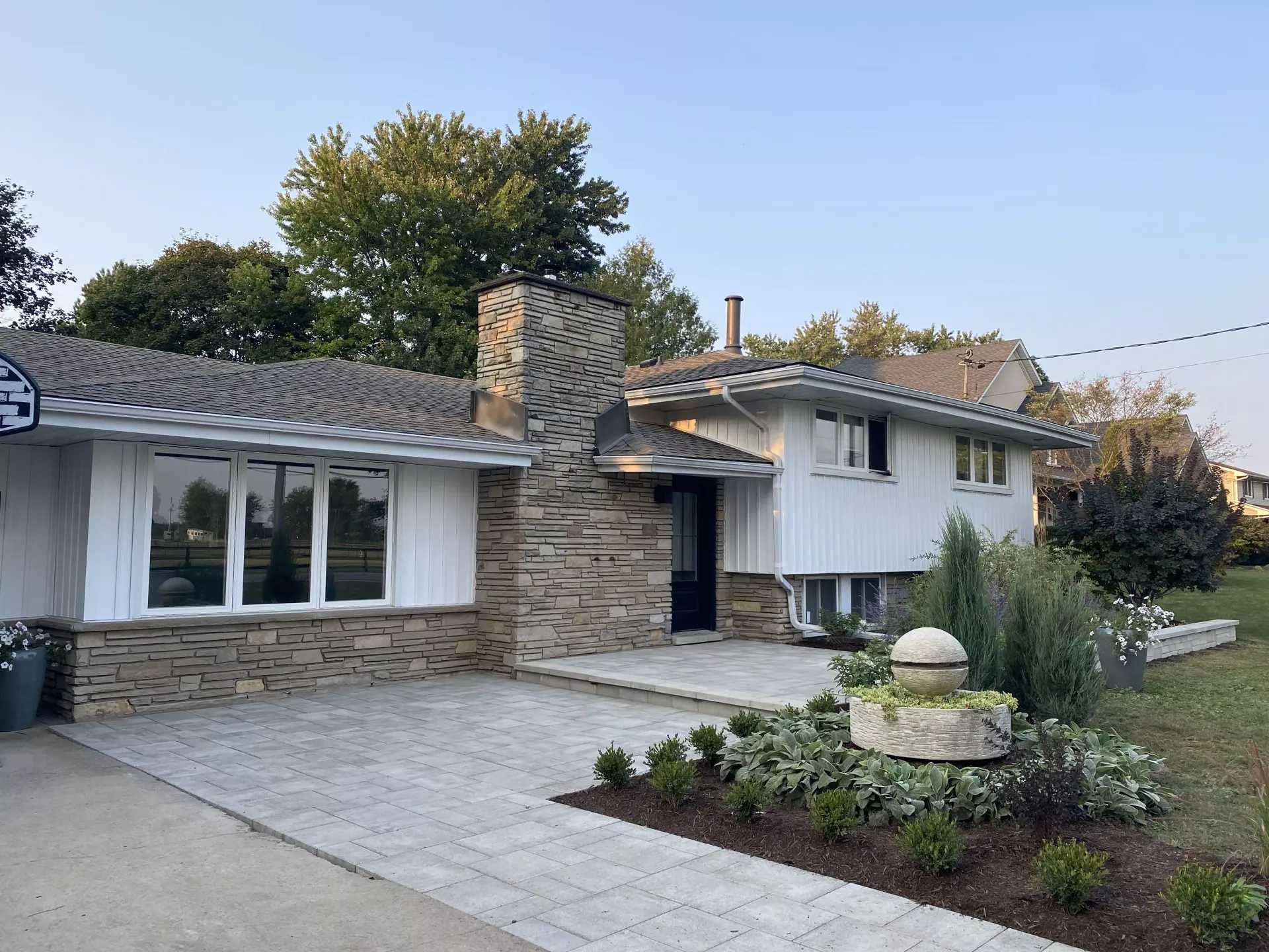 lawn maintenance near me, landscape maintenance company milton ontario