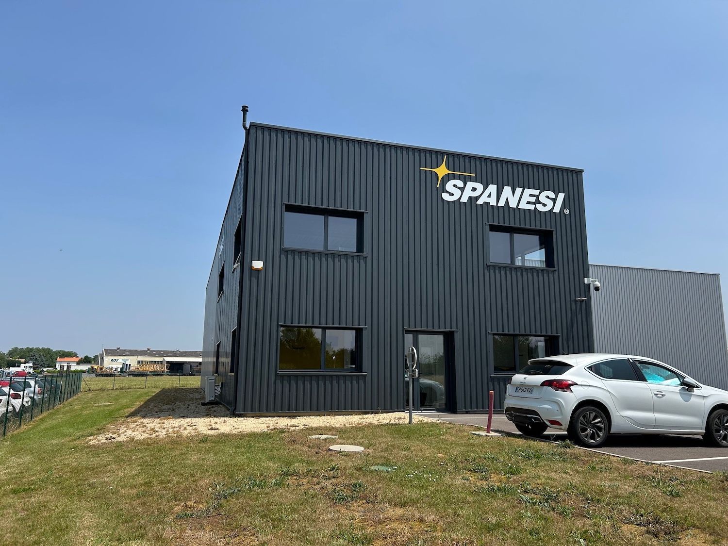 Bâtiment industriel Spanesi