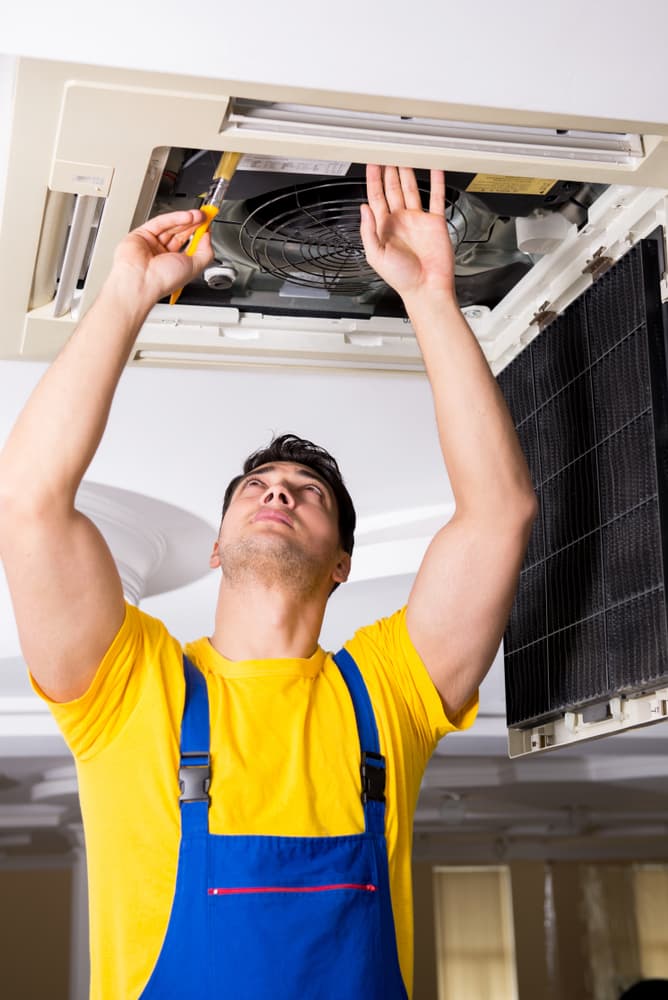 Repairing Air Conditioning Unit - Industrial & Commercial Air Conditioning In Berrimah, NT