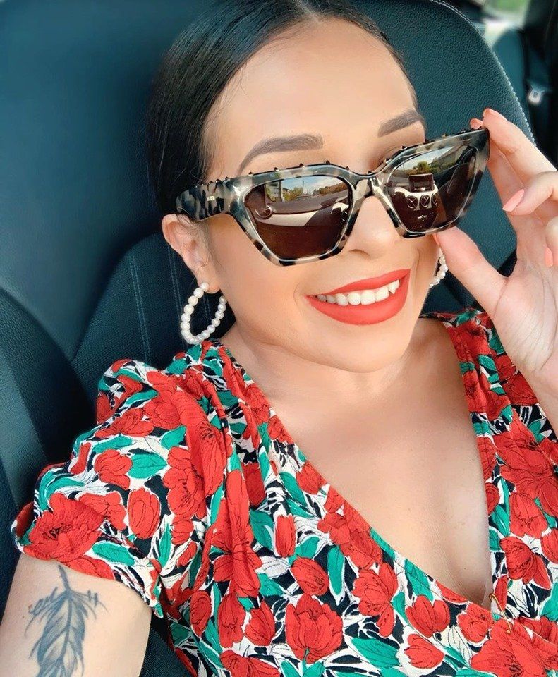 occhiali da donna con montatura tartarugata