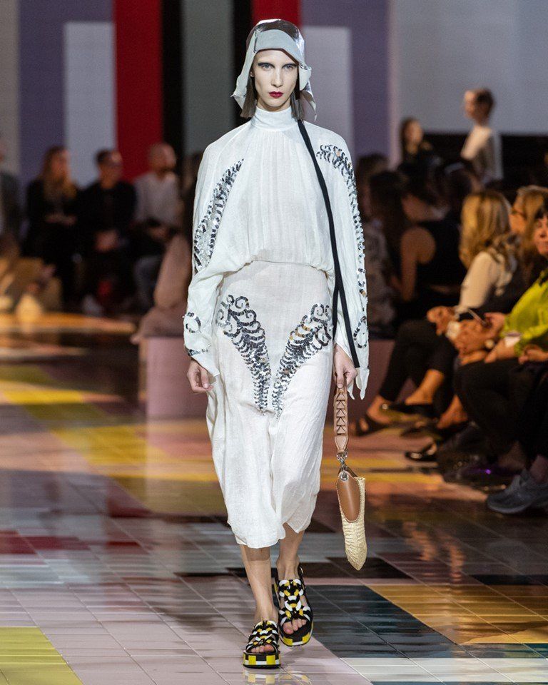 modella a una sfilata