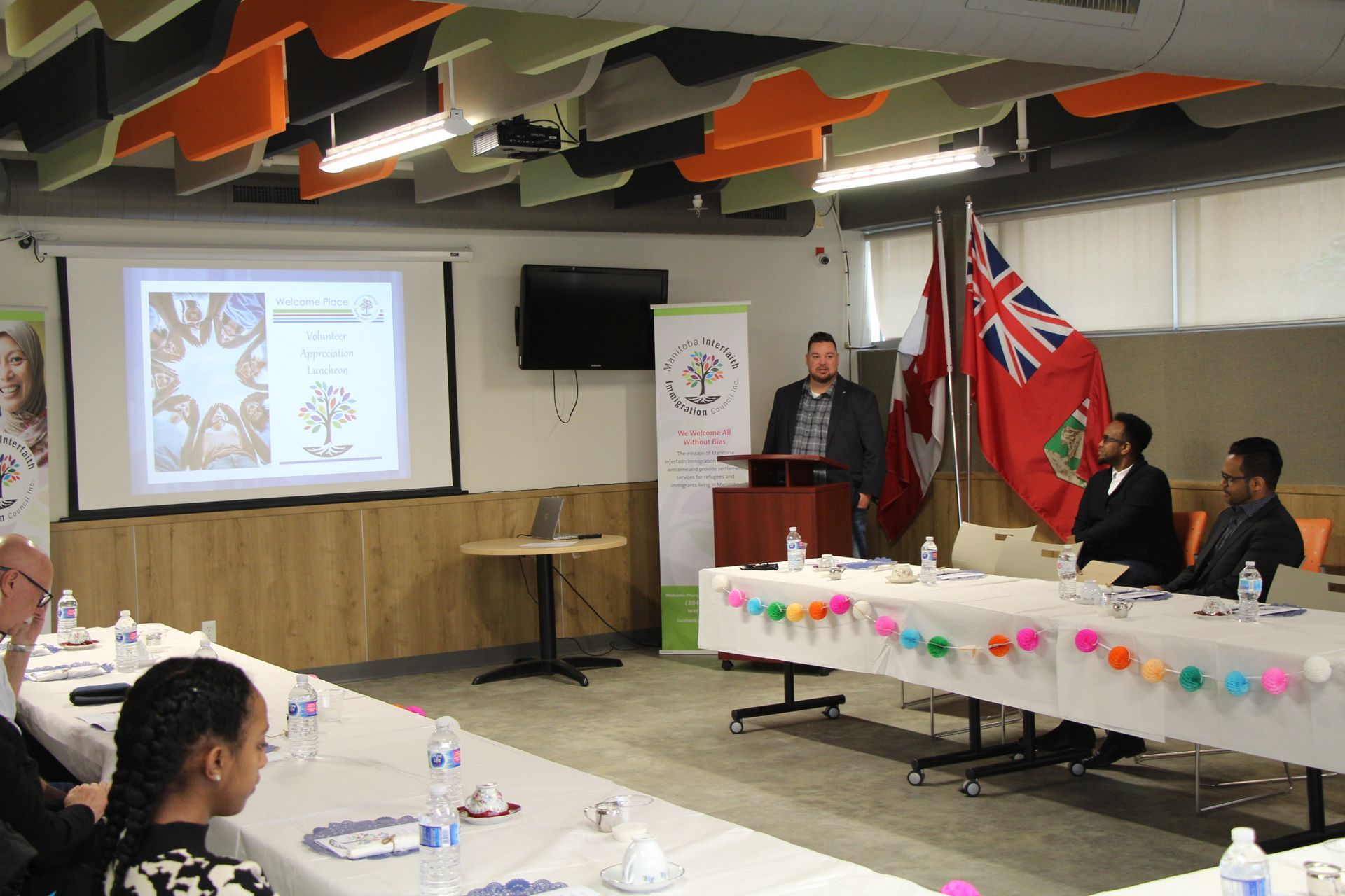 Executive Director thanking volunteers