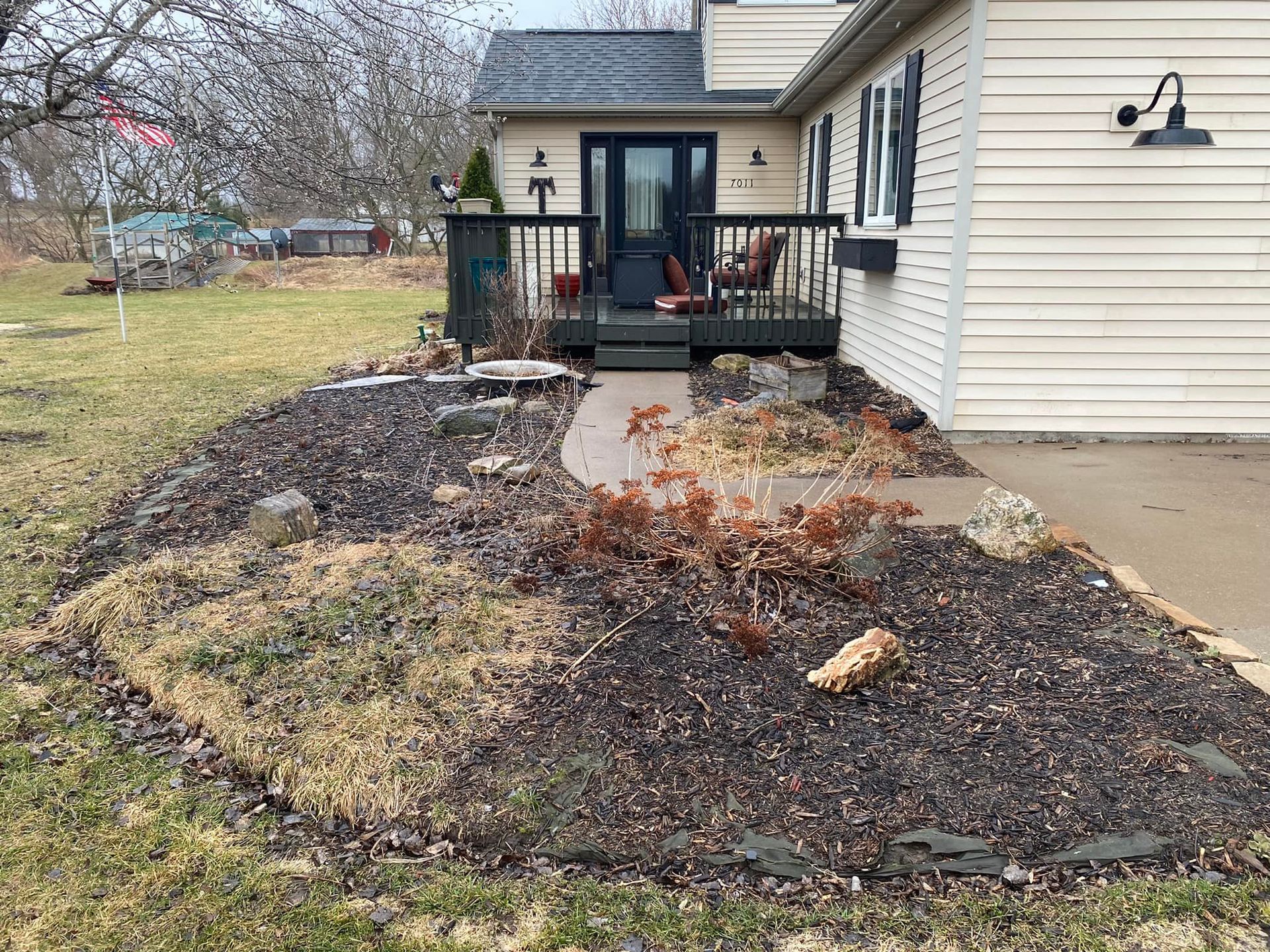 Before Cleaning the Side Yard — Holmen, WI — Brothers Lawn Care LLC