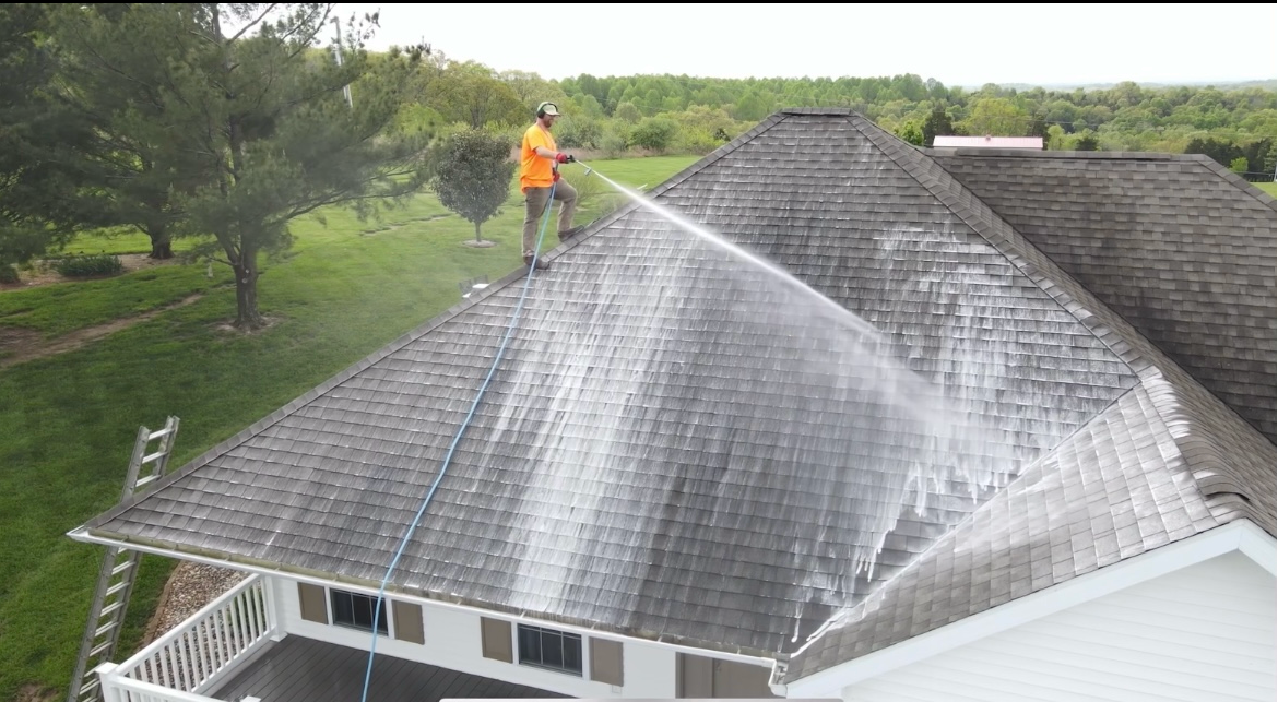 Pressure Washing Service in Marion, IL
