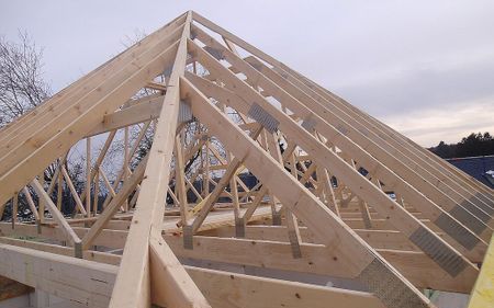 construcción de tejado, estructura de madera en palencia