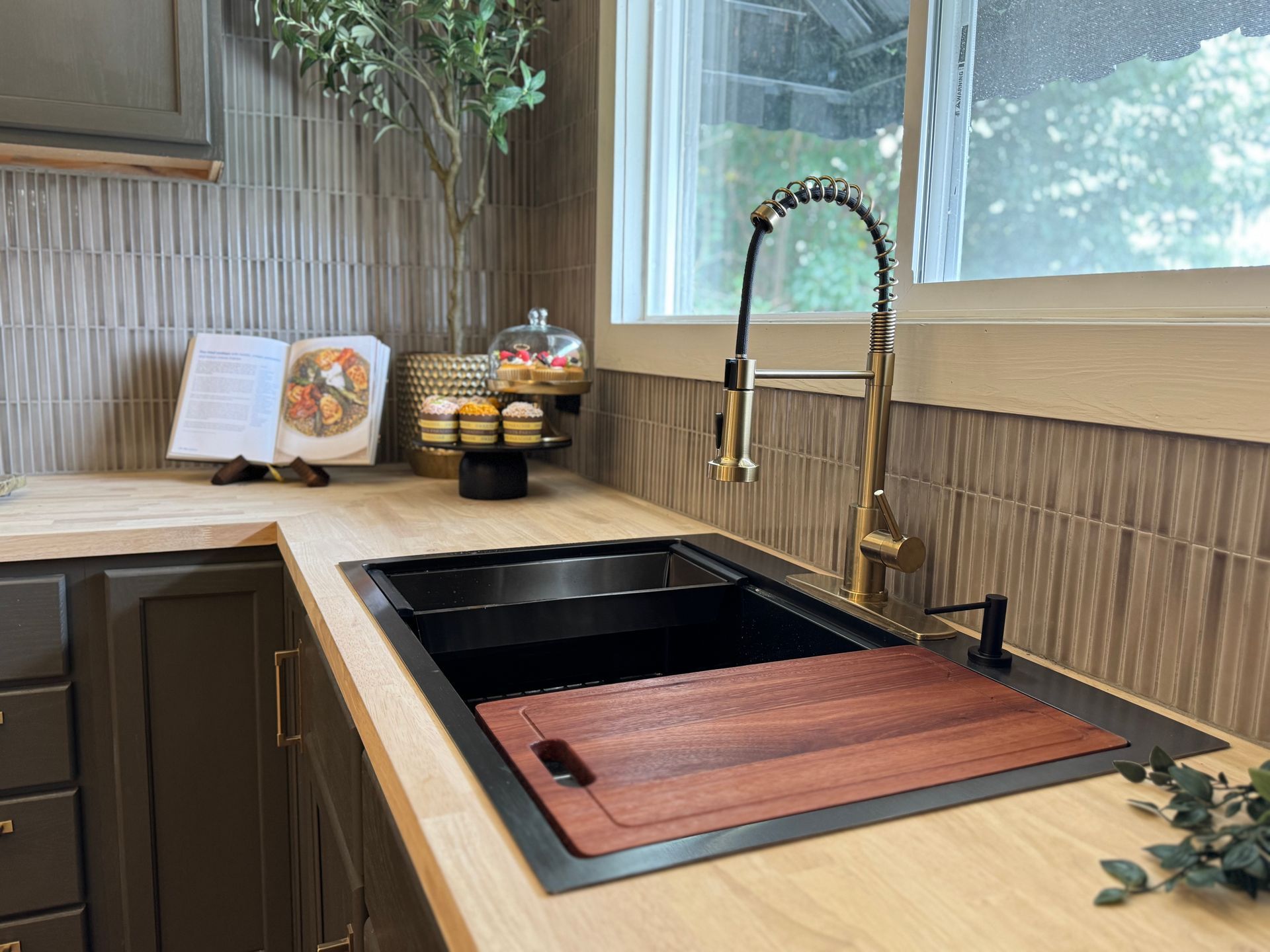 Yellow House in Torrance