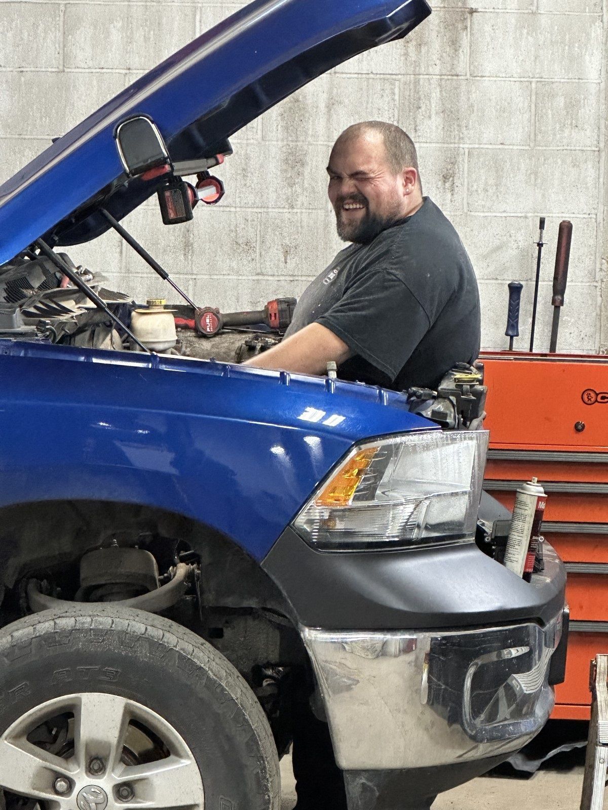 Mechanic working on the engines | Good Guys Garage