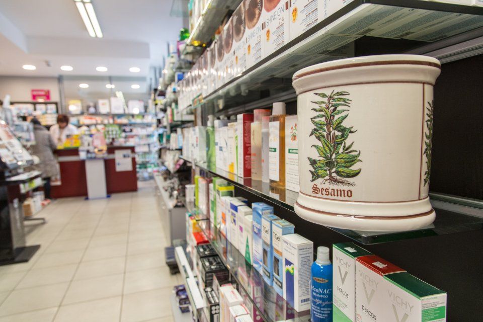 negozio di articoli farmaceutici per per la cura della persona