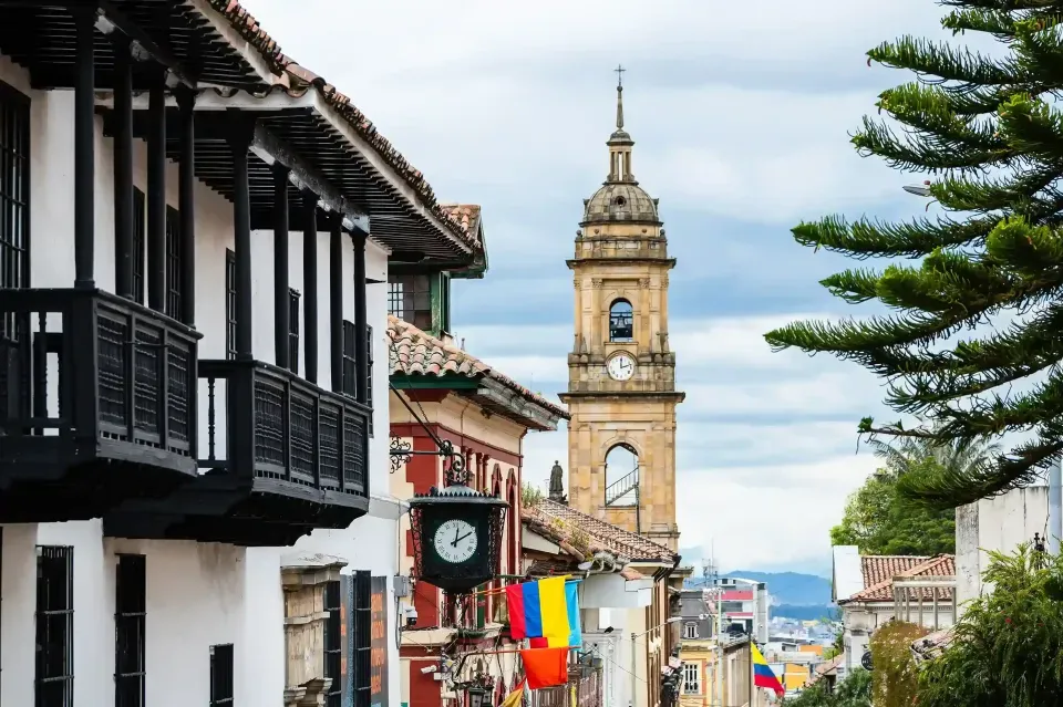 Qué hacer en Bogotá en un fin de semana: turismo cultural con estadía en el Hotel Virrey Central.