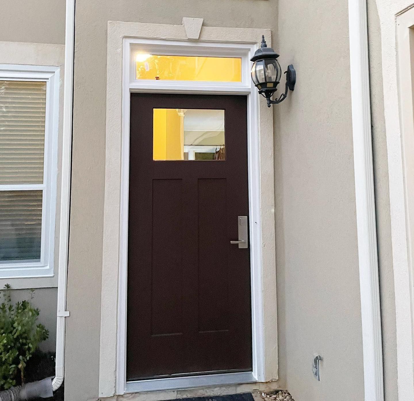 Entry door with transom