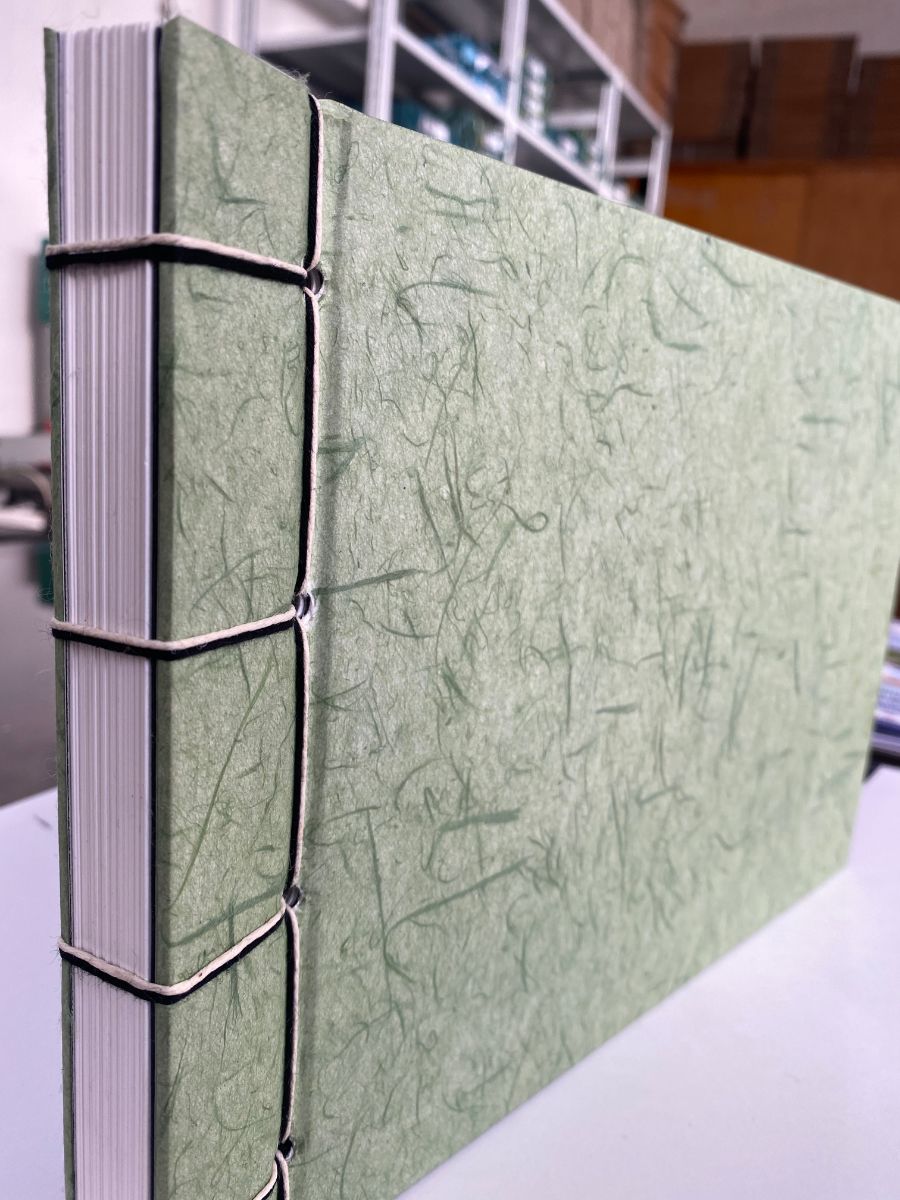 rilegatura di un libro