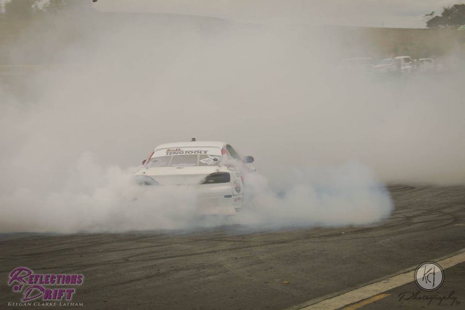 drifting drift car D1NZ round 4 2016 Burnout s15