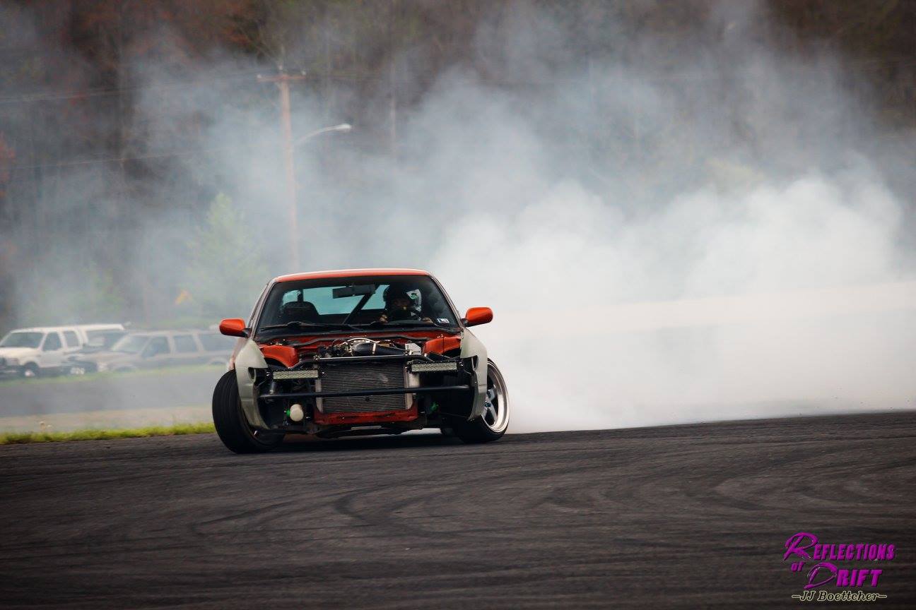 Drifting Drift car Club Loose