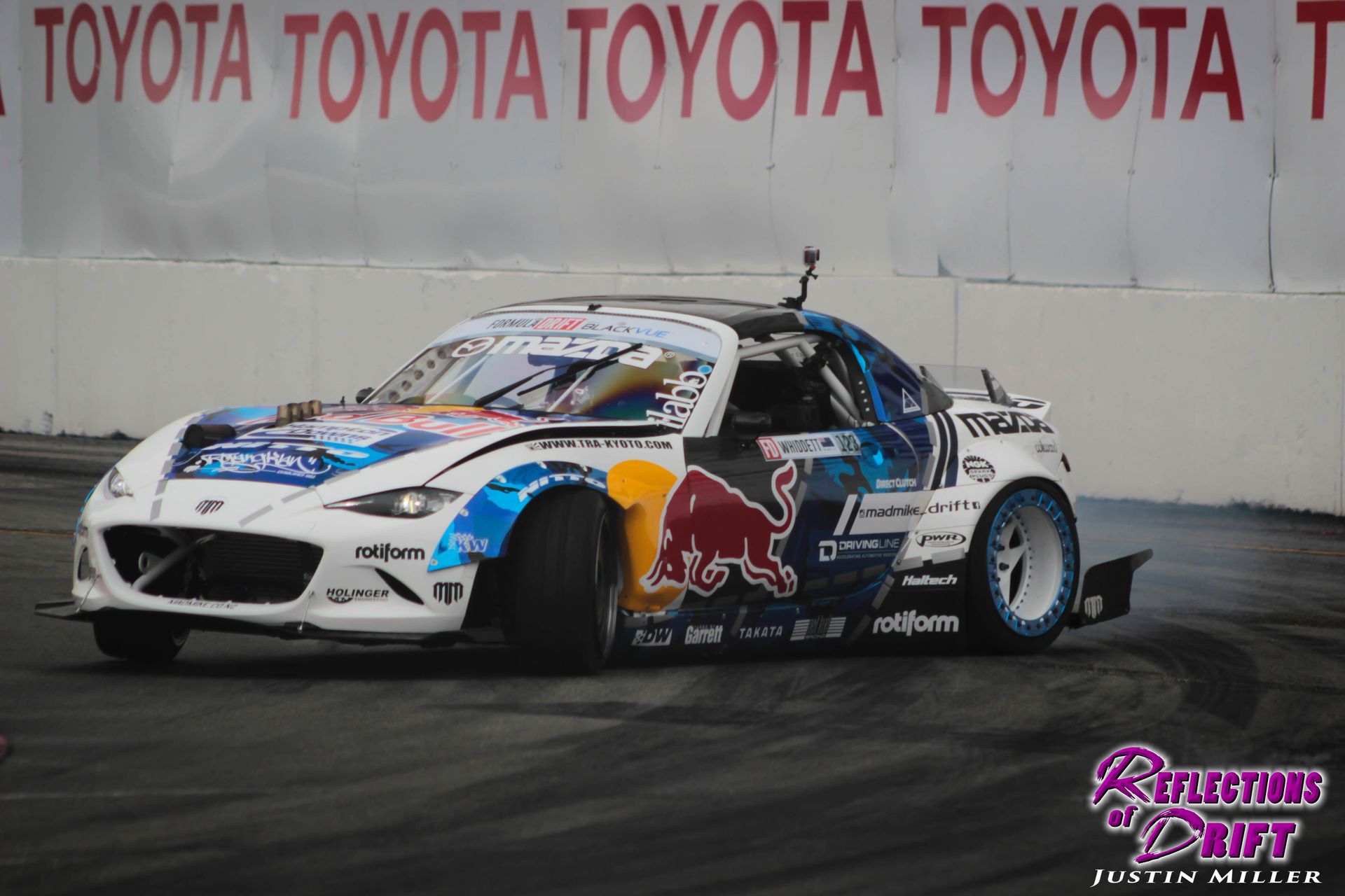 Chelsea Denofa wins at Formula Drift Round 1