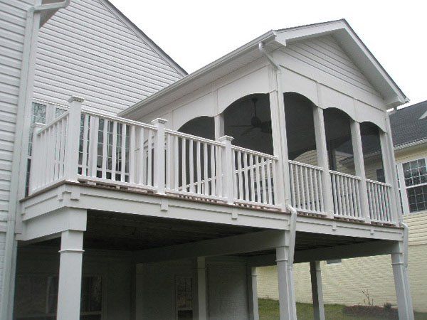 Wooden Gate Build — White house with white siding and deck in Woodbridge, VA