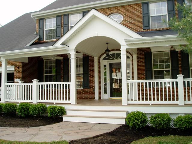 Wishing Well Planter — House design in Woodbridge, VA